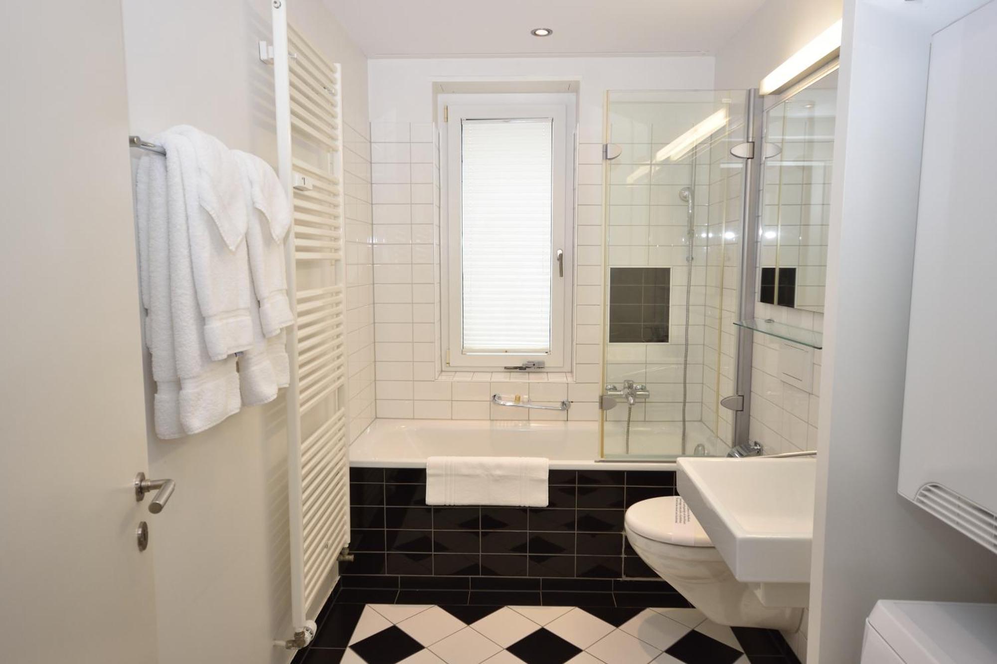ציריך Stylish 2Br Near Lake - Flower 3 מראה חיצוני תמונה